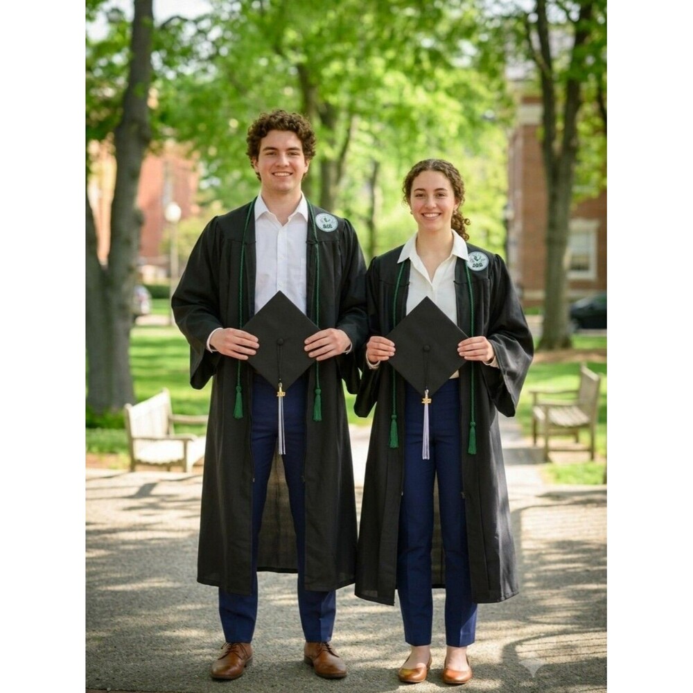 Tufts University Bachelor's Graduation Robe (Robe Only)